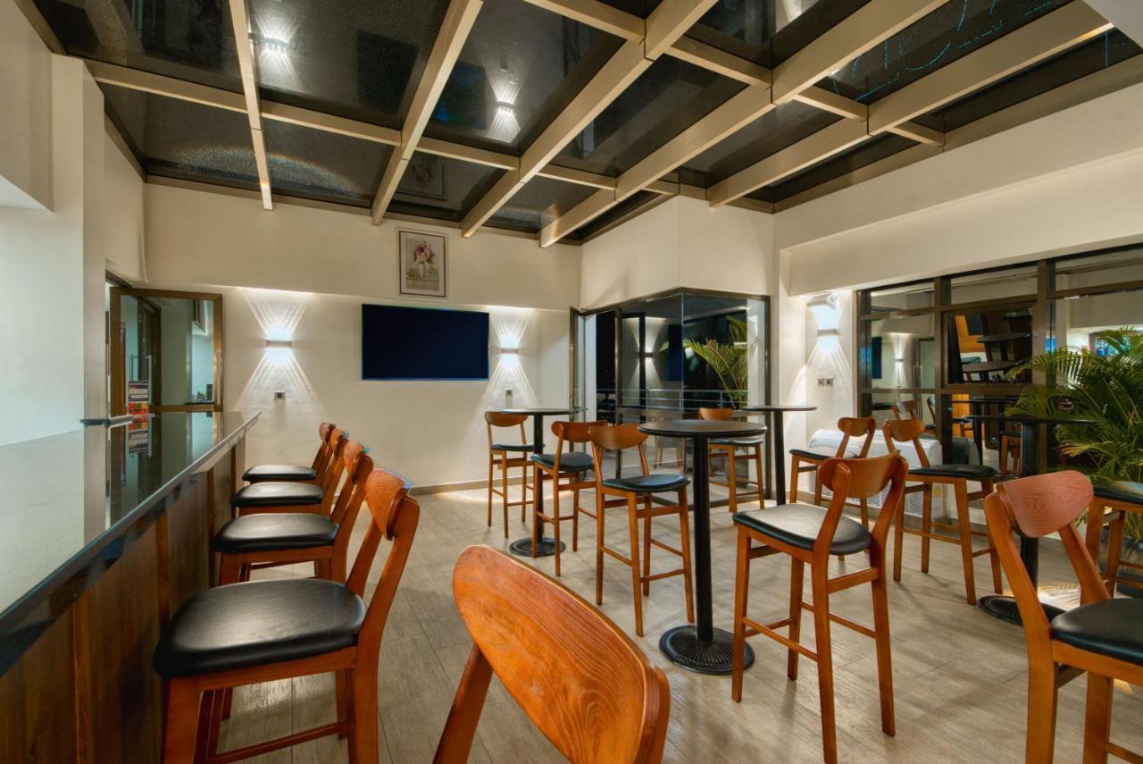 Kibo Palace Hotel Moshi Buitenkant foto